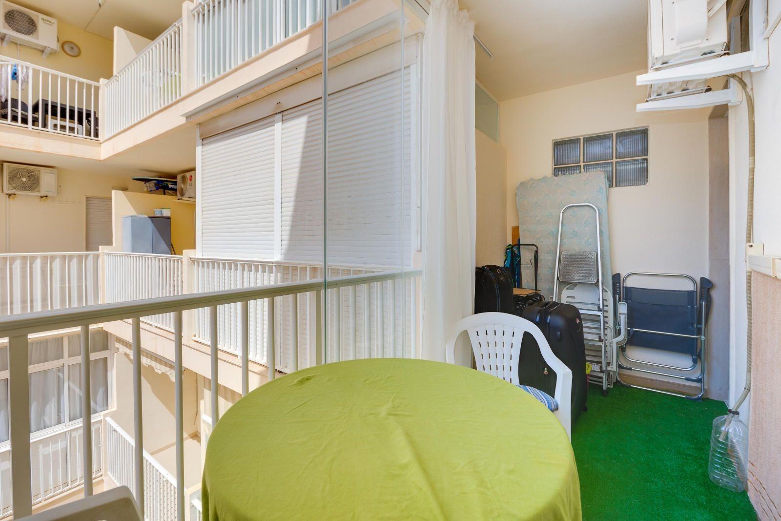 Kitchen in apartment for sale in Torrevieja