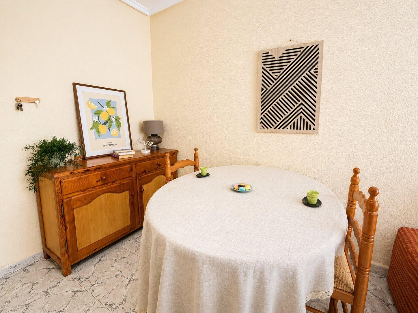 Terrace in apartment for sale in Torrevieja