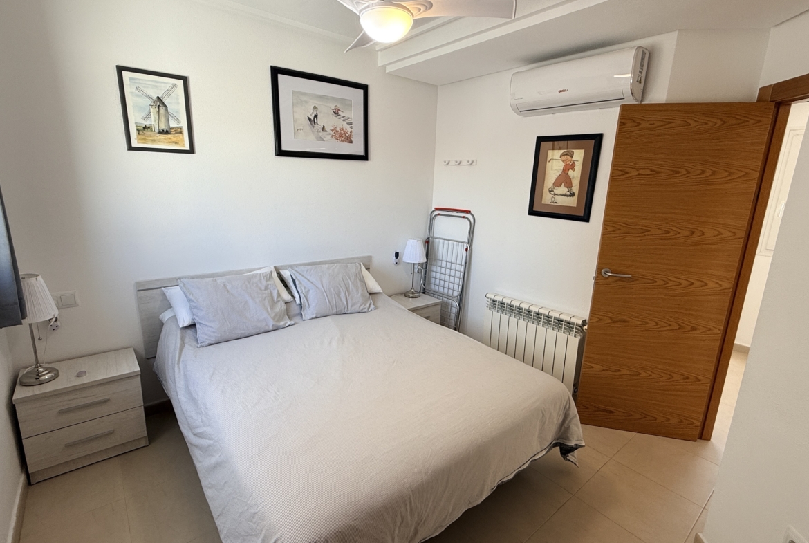 Bedroom in apartment for sale in Hacienda Riquelme Golf Resort