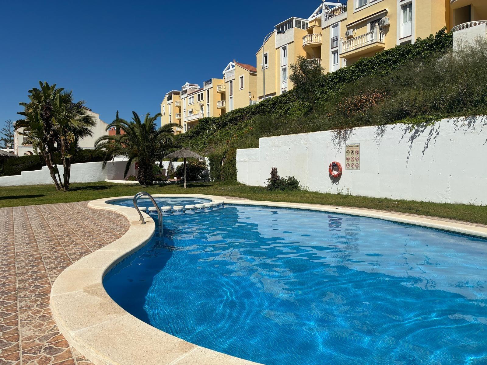 Terrace in apartment for sale in Torrevieja