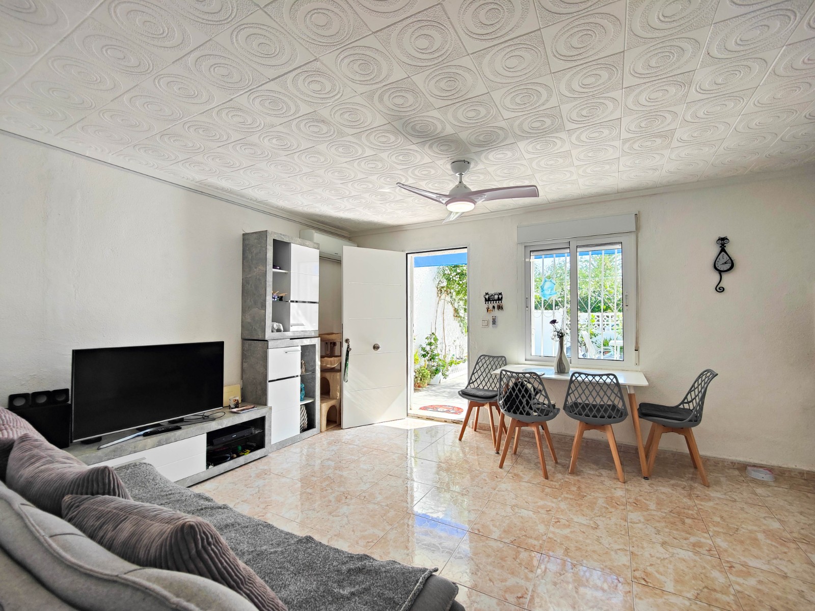 Master bedroom in terraced for sale in Torrevieja