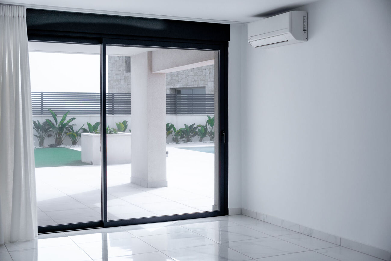 Kitchen in villa for sale in Torrevieja