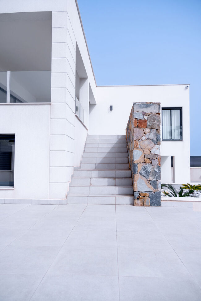 Bedroom in villa for sale in Torrevieja