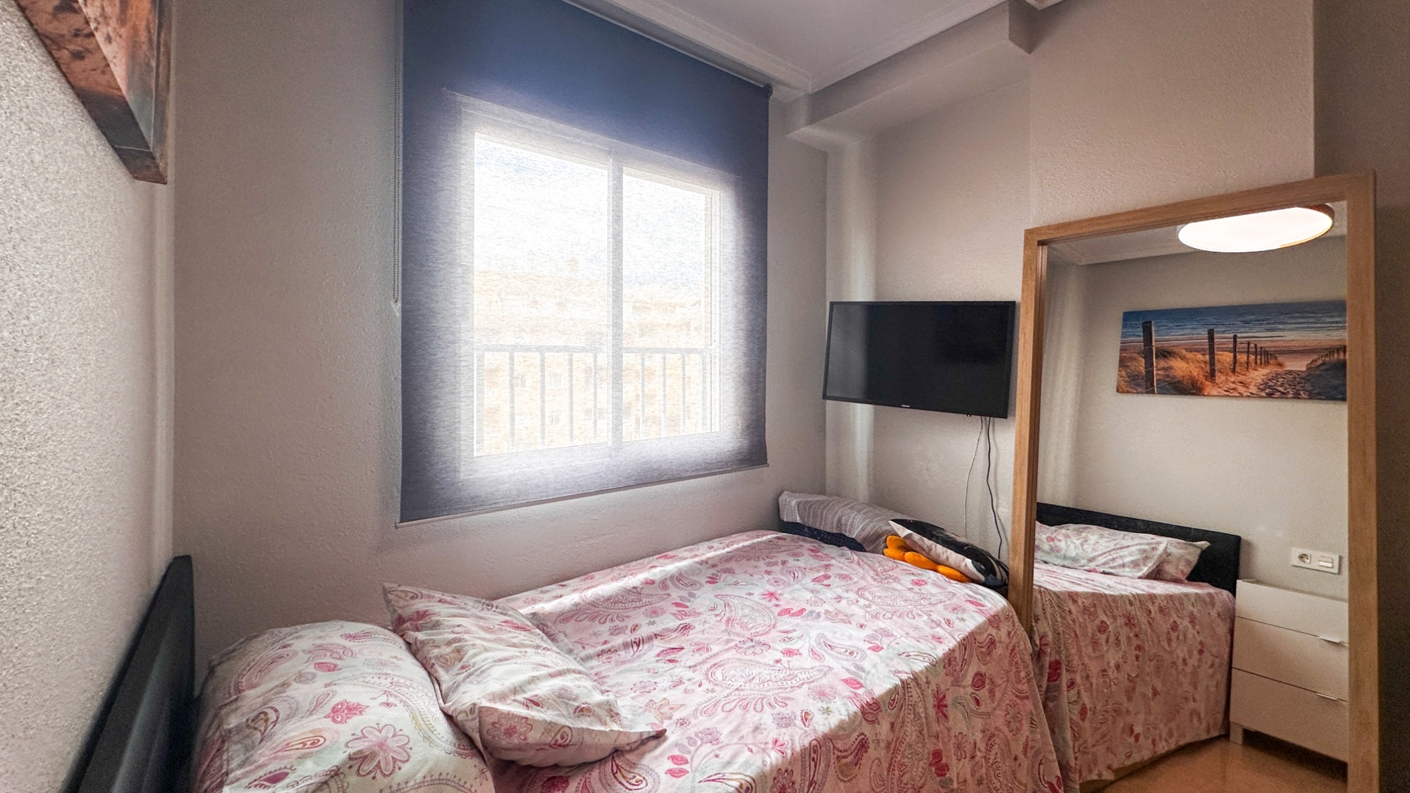 Master bedroom in apartment for sale in Torrevieja