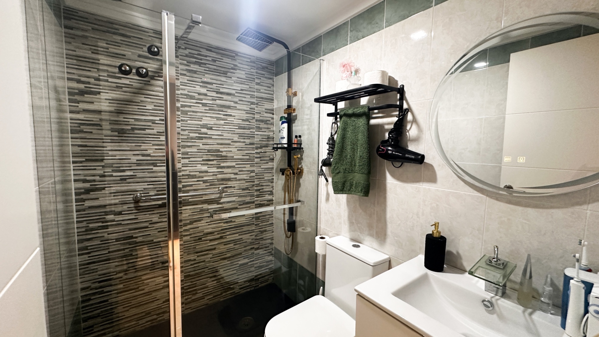 Pool area in apartment for sale in Torrevieja