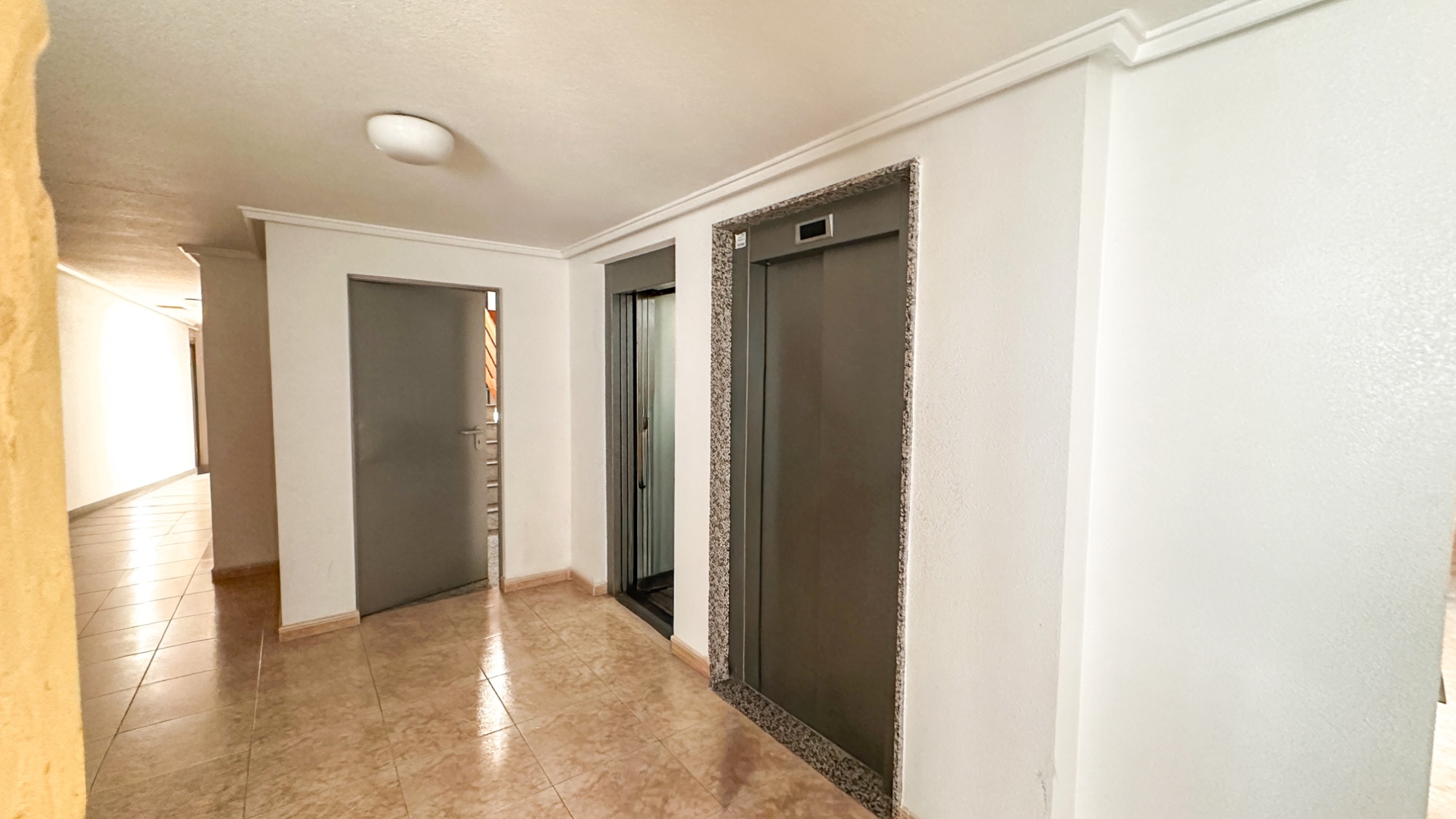 Terrace in apartment for sale in Torrevieja