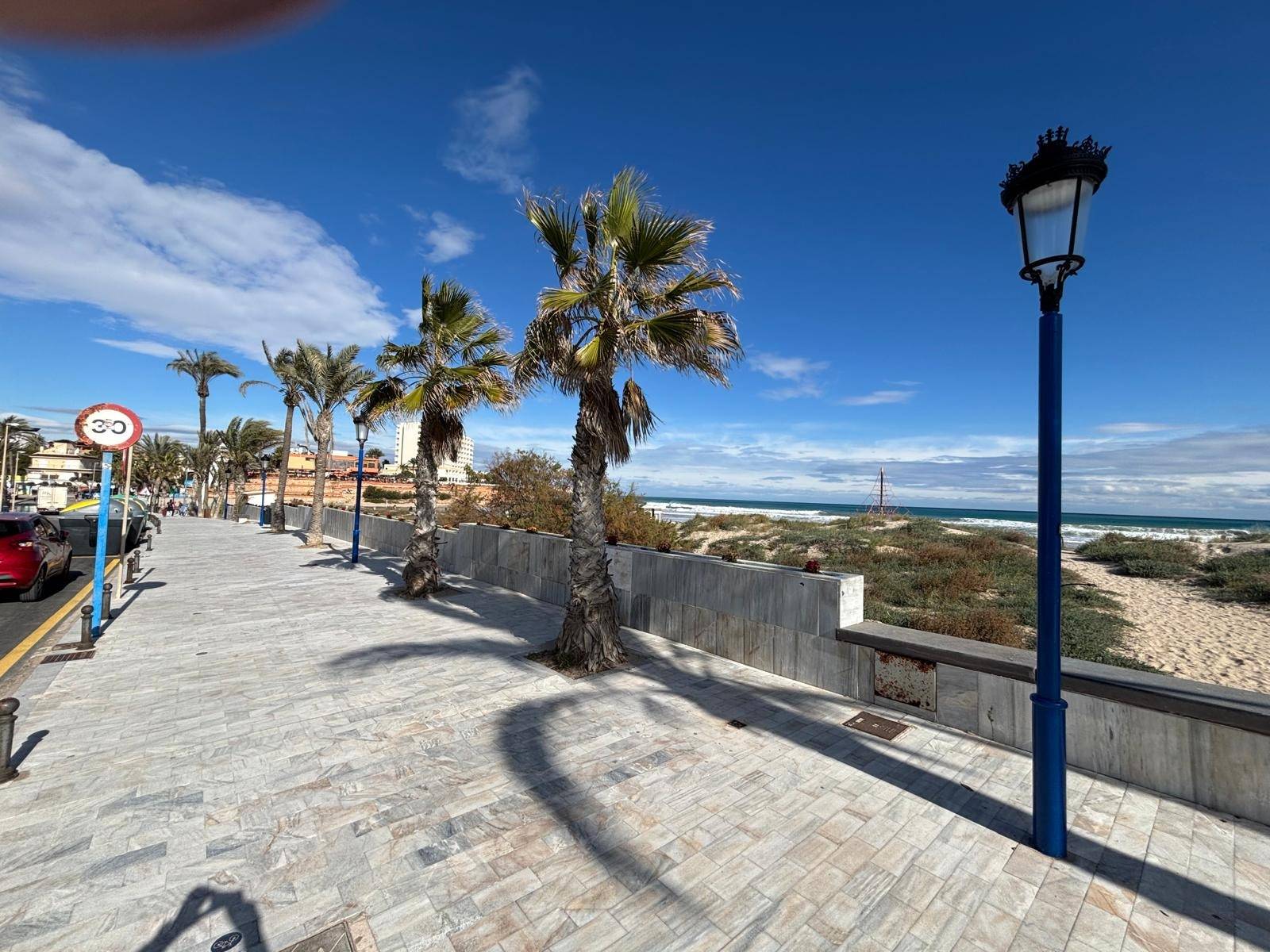 Dining area in apartment for sale in Cabo Roig