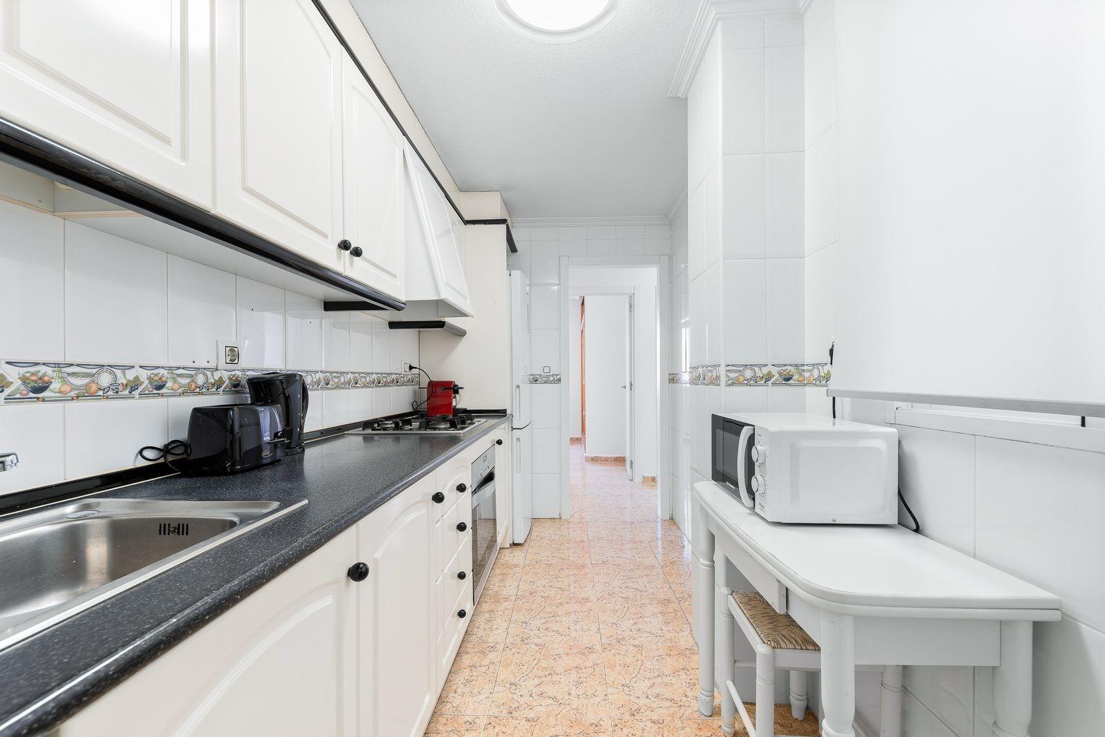 Kitchen in apartment for sale in Torrevieja