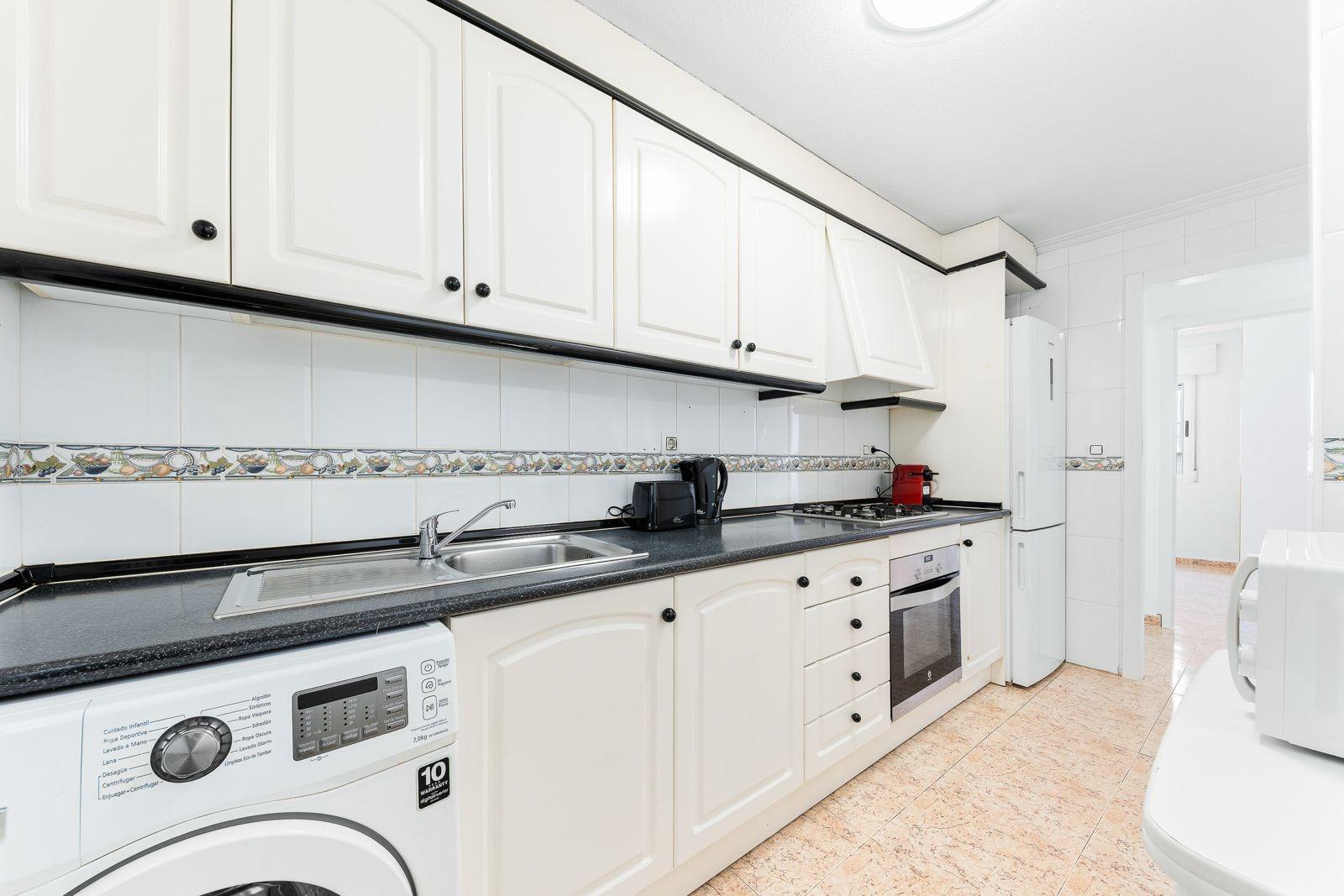 Master bedroom in apartment for sale in Torrevieja