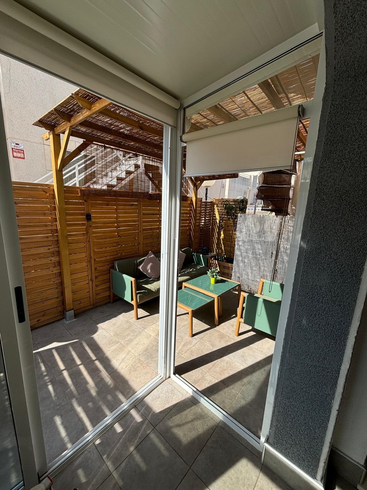 Garden in bungalow for sale in Torrevieja