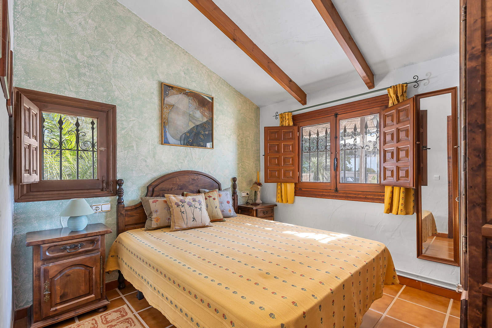 Terrace in villa for sale in Orihuela