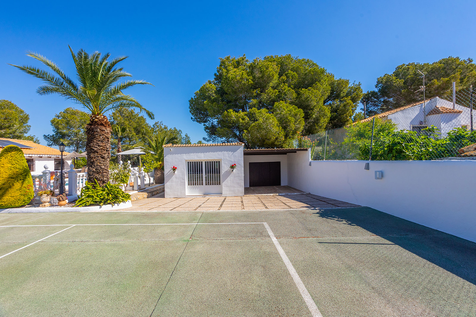 Kitchen in villa for sale in Orihuela