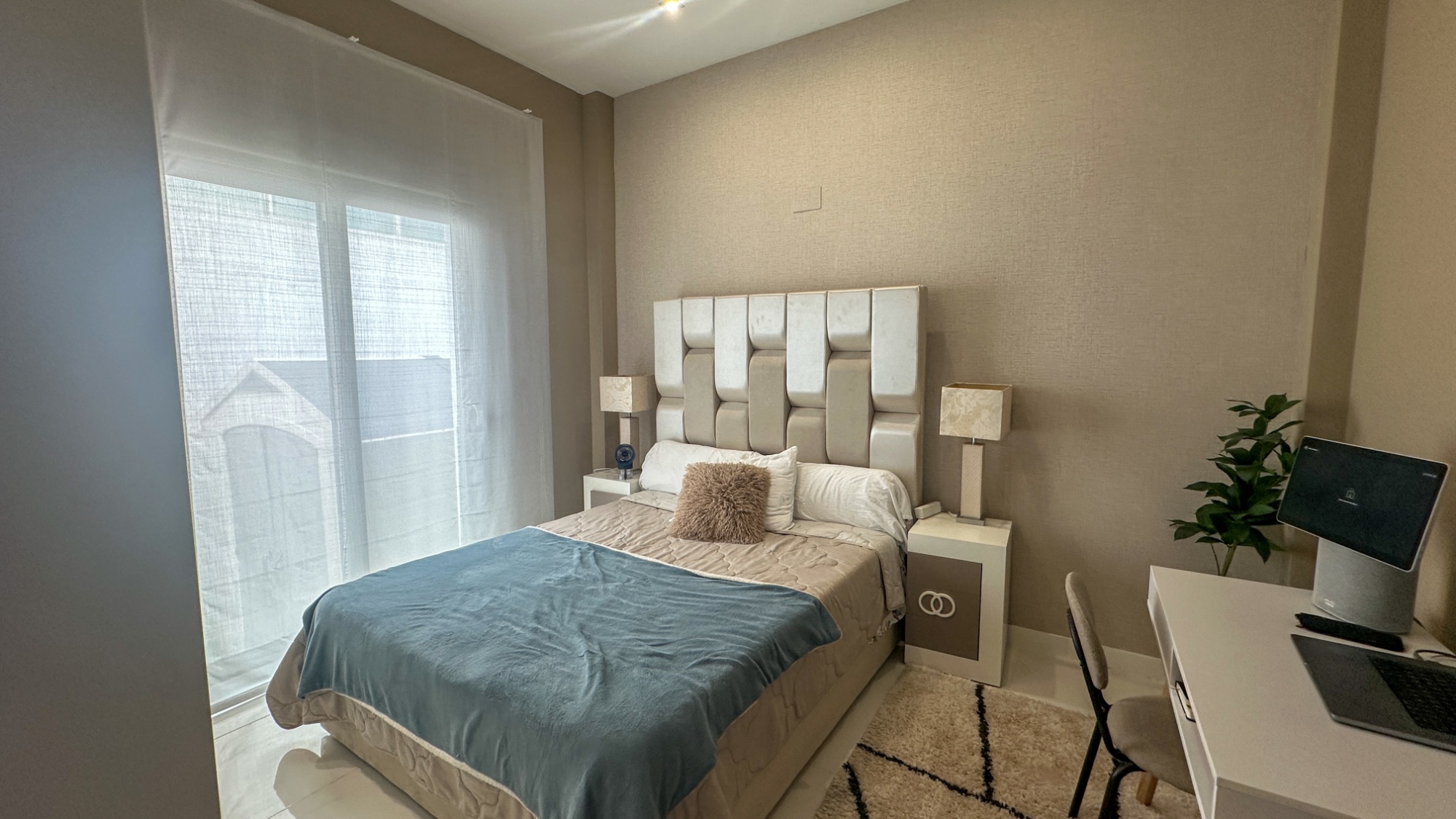 Bedroom in villa for sale in Orihuela Costa