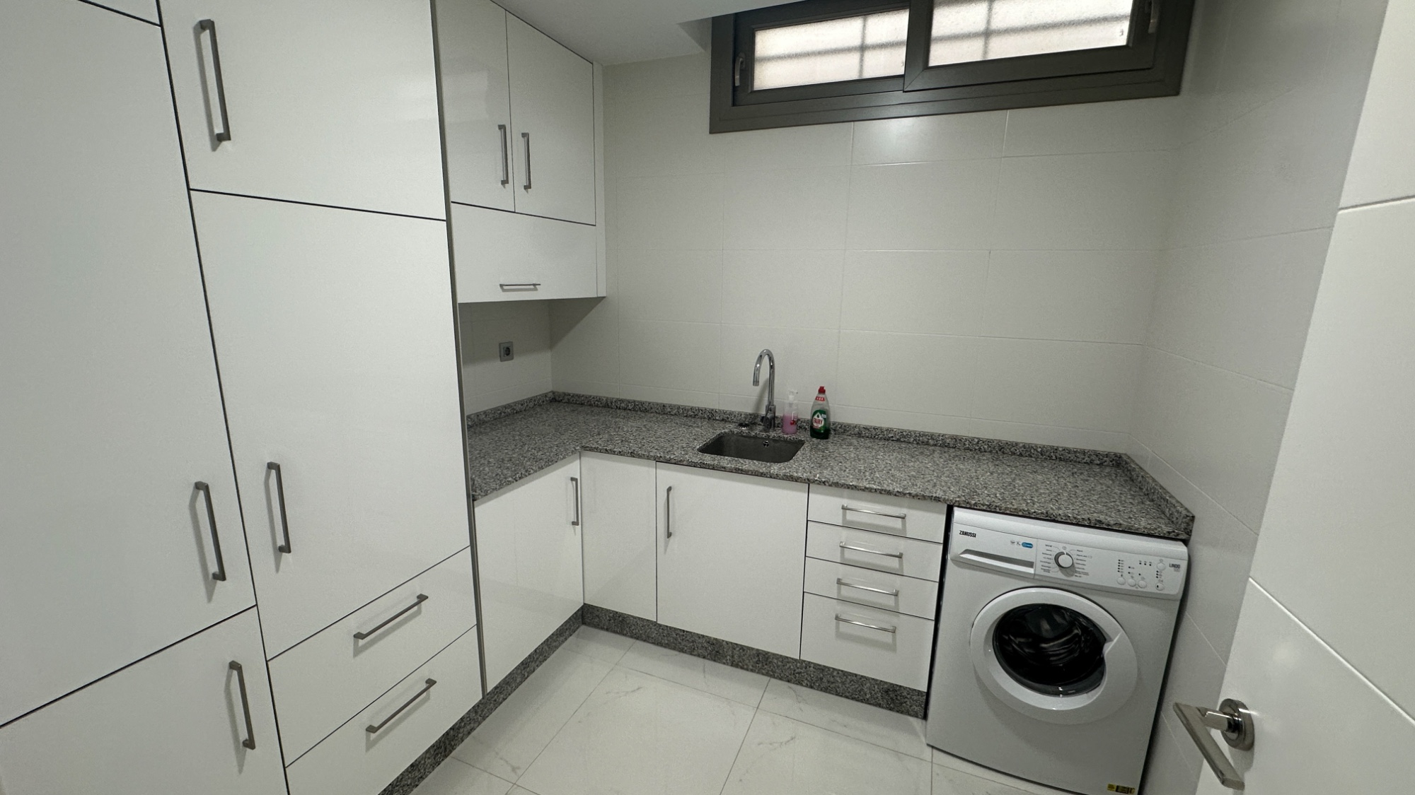 Dining area in villa for sale in Orihuela Costa