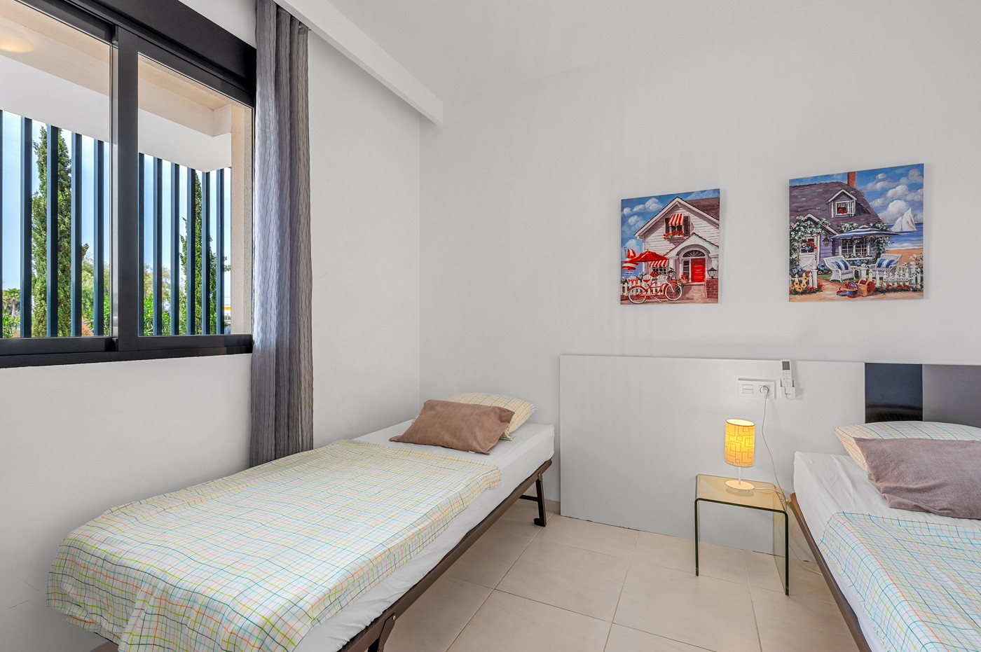 Garden in apartment for sale in Orihuela Costa