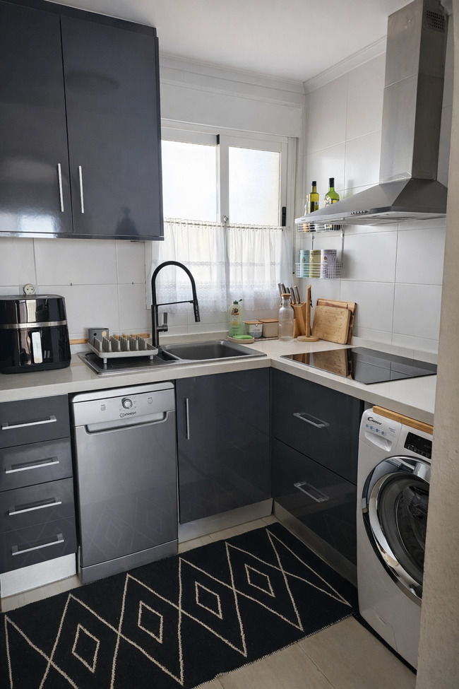 Kitchen in apartment for sale in Lomas de Caboroig