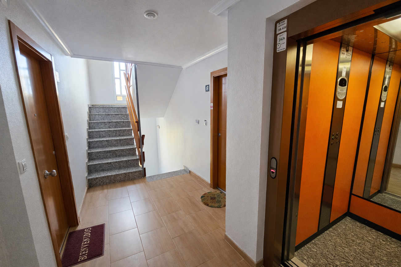 Kitchen in apartment for sale in Lomas de Caboroig