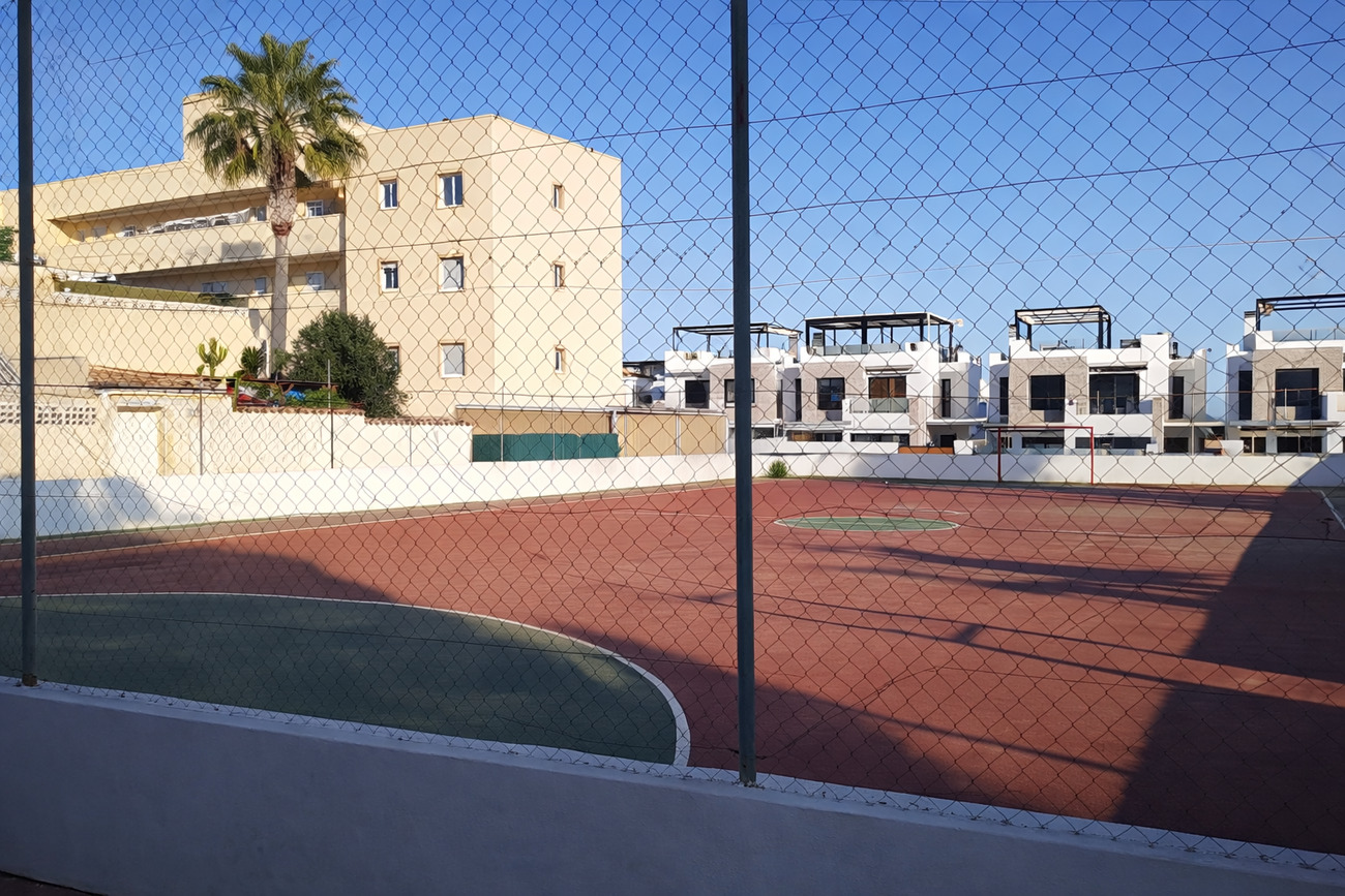 Pool area in apartment for sale in Lomas de Caboroig