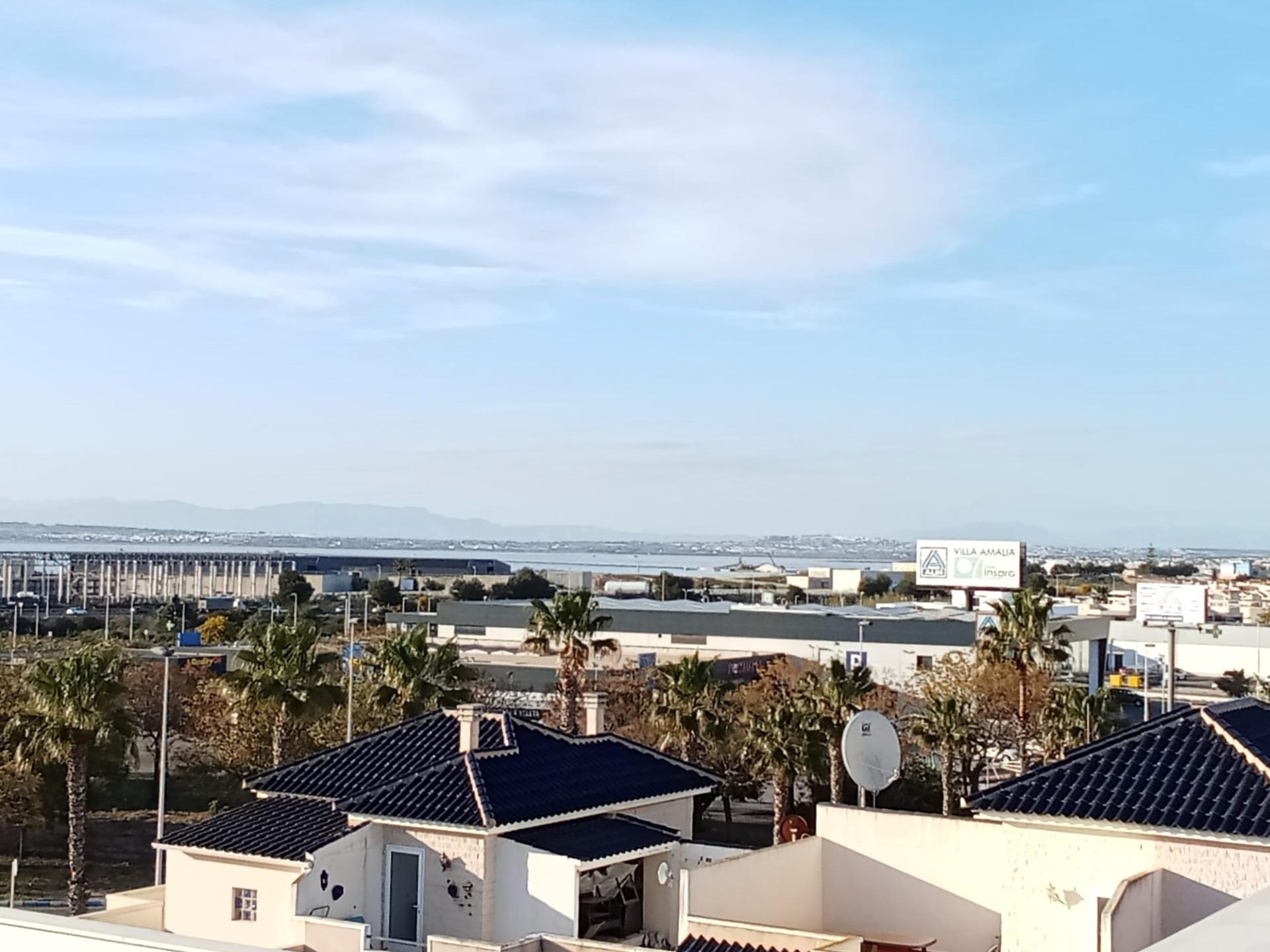 Bedroom in penthouse for sale in Torrevieja