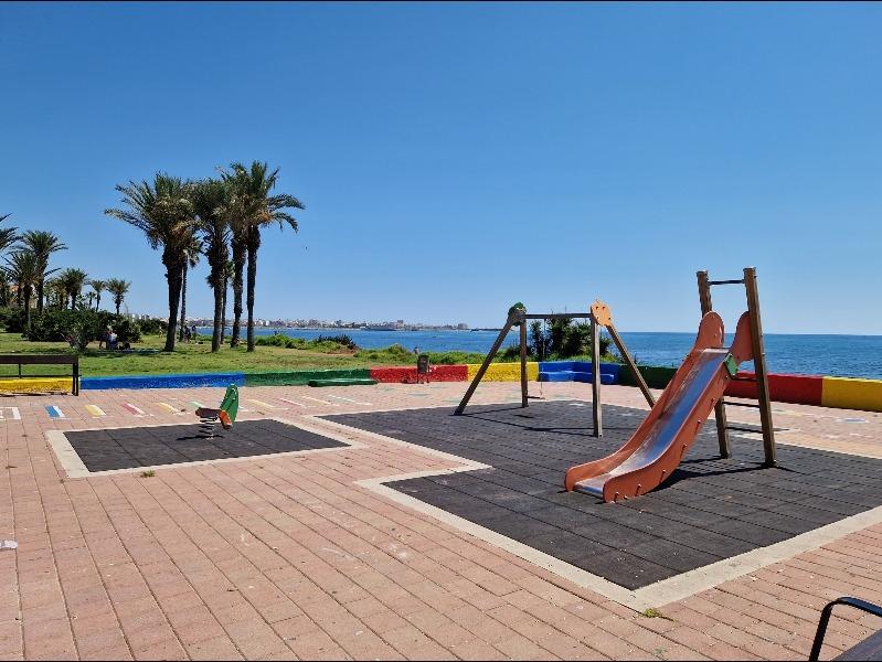 Garden in penthouse for sale in Torrevieja