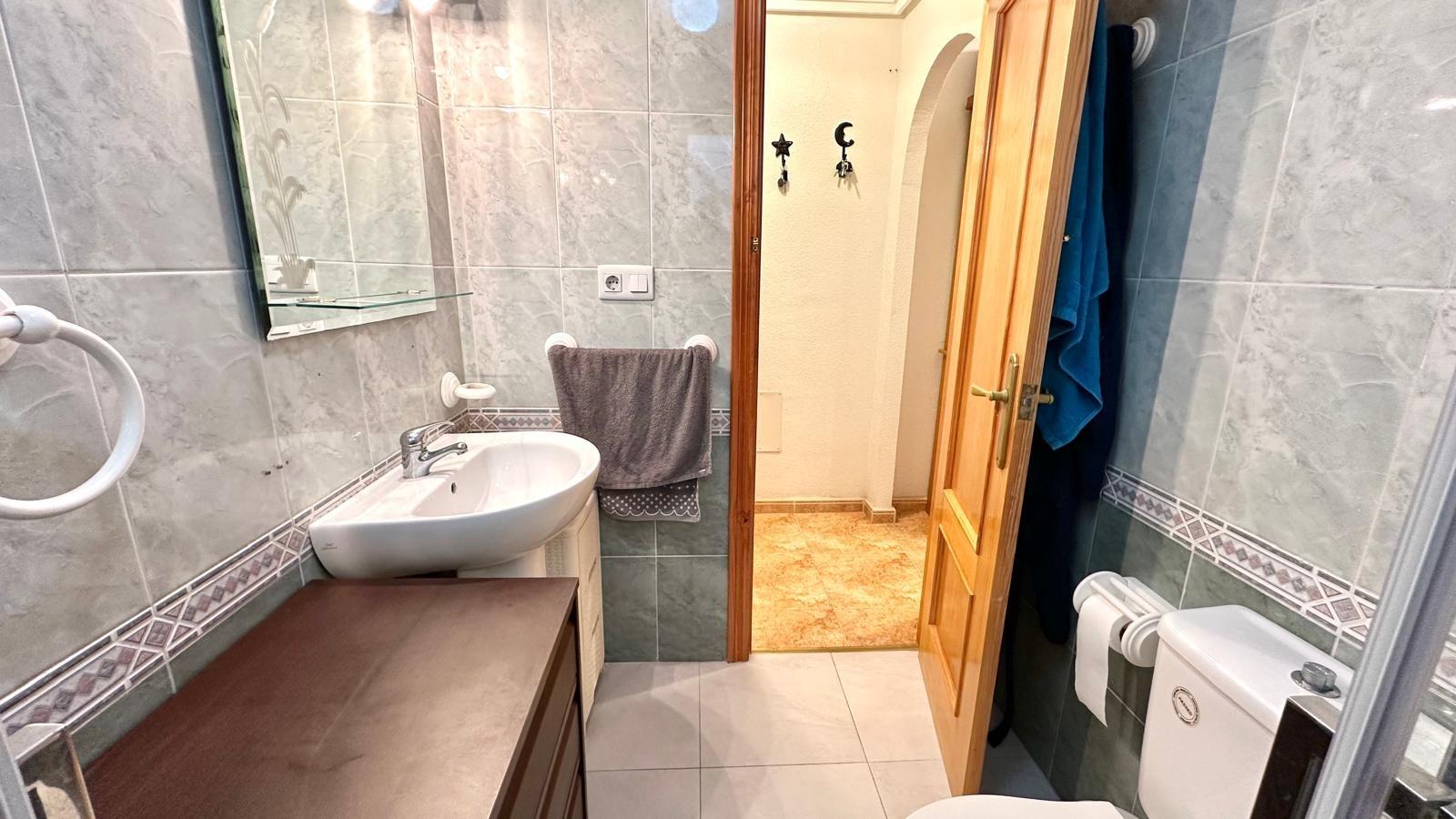 Master bedroom in apartment for sale in Torrevieja