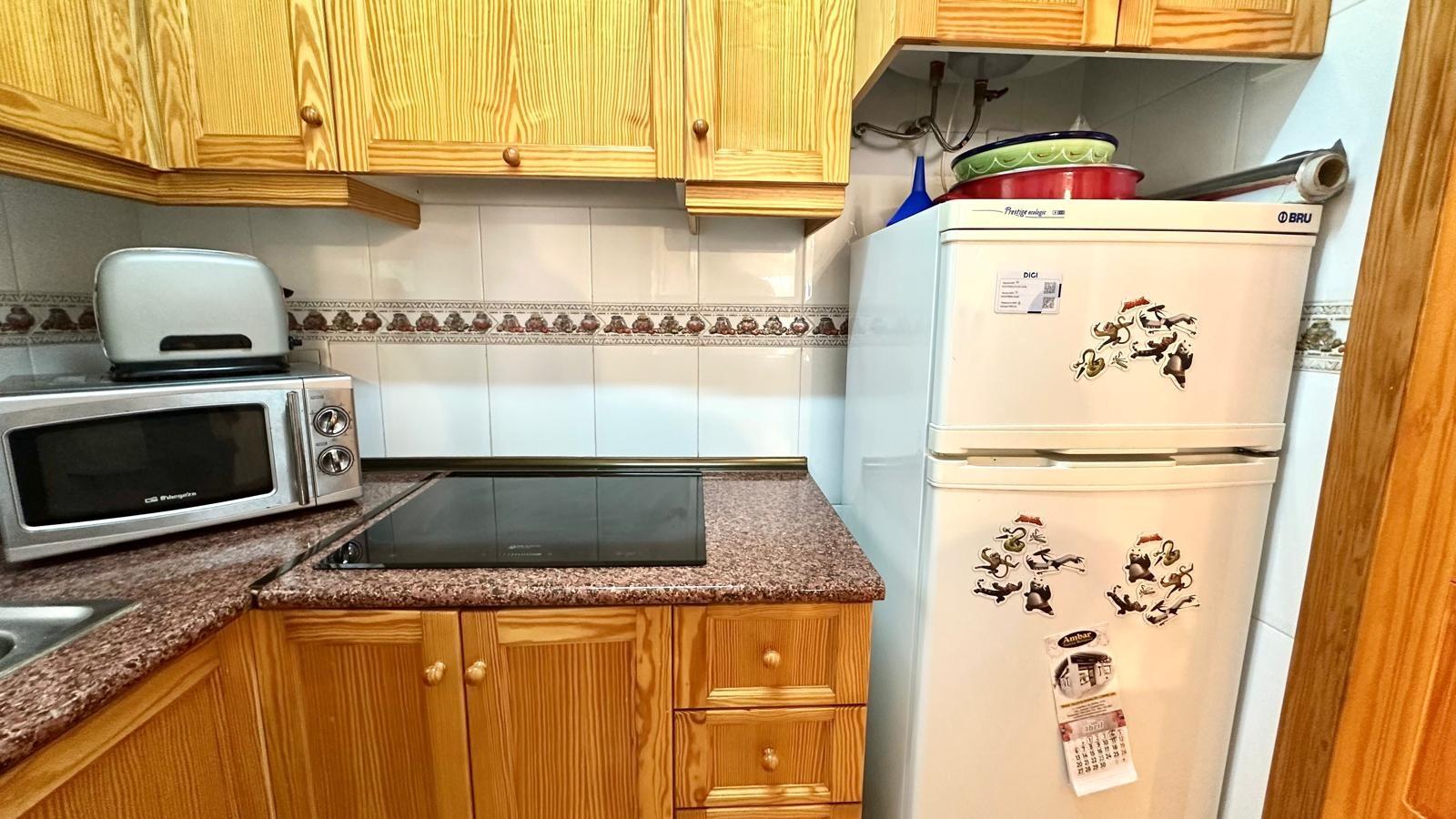 Bedroom in apartment for sale in Torrevieja