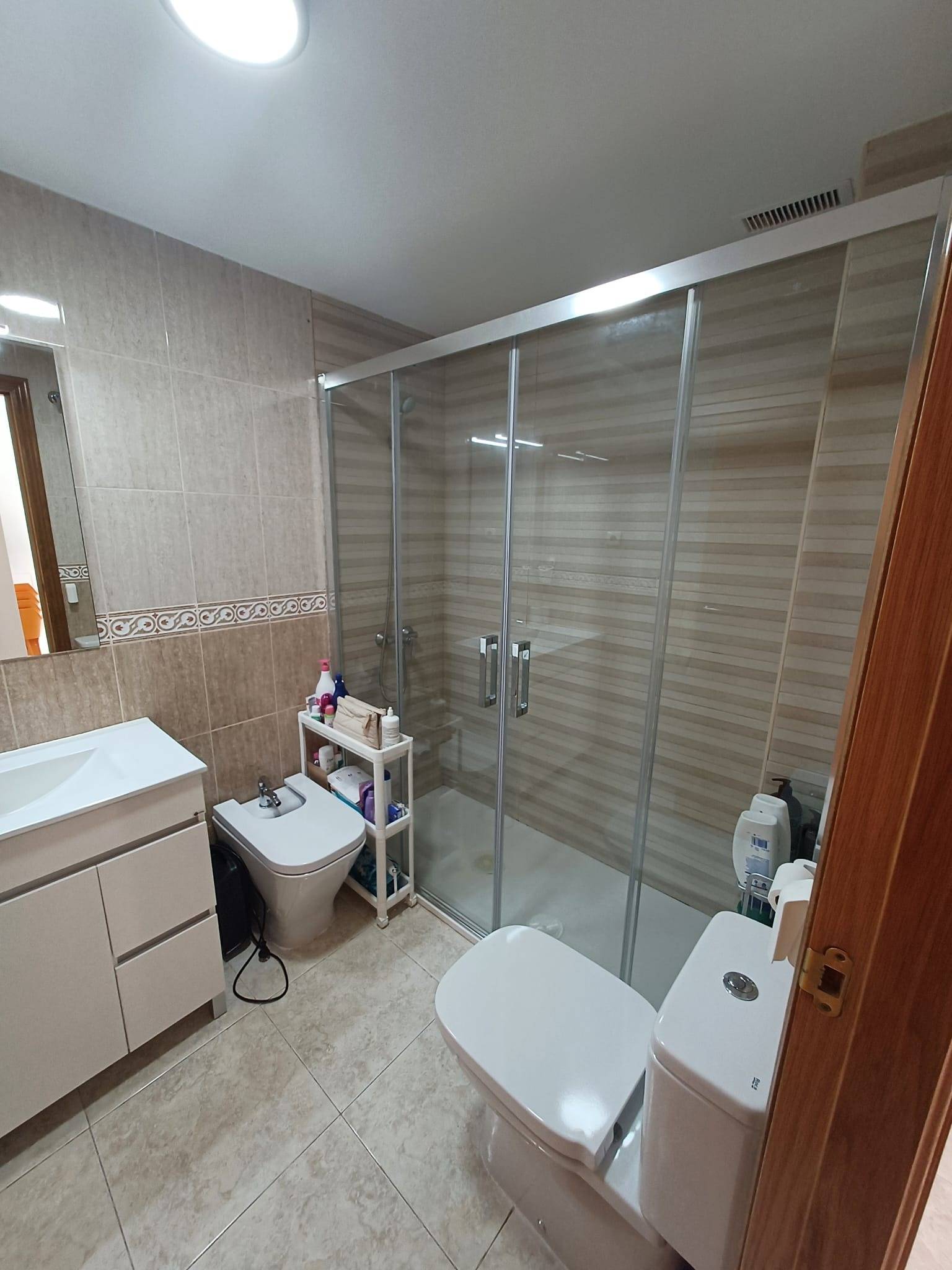 Master bedroom in bungalow for sale in Los Alcazares