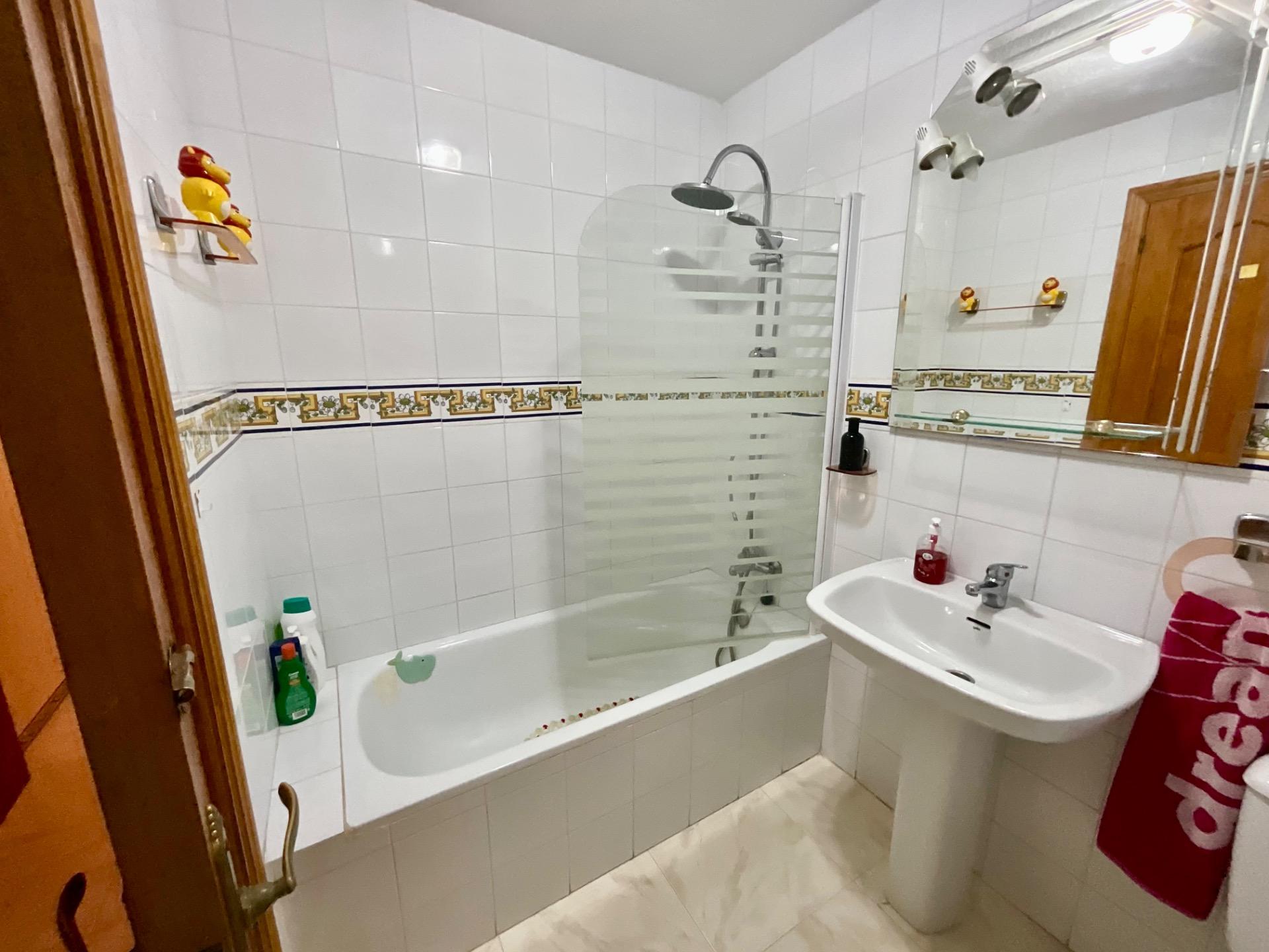 Bedroom in bungalow for sale in Torrevieja