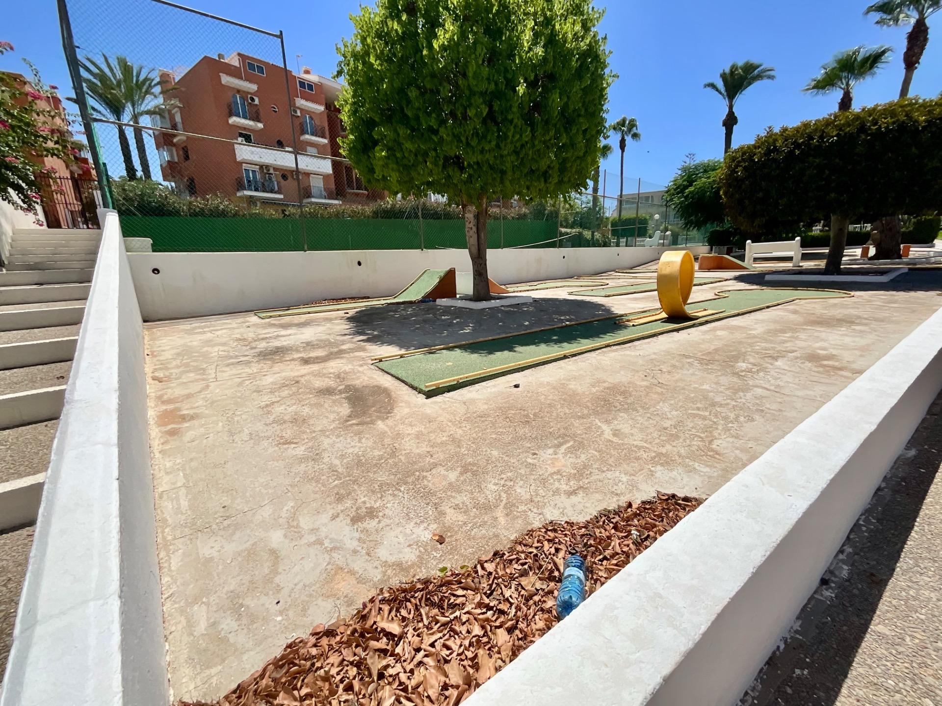Dining area in bungalow for sale in Torrevieja