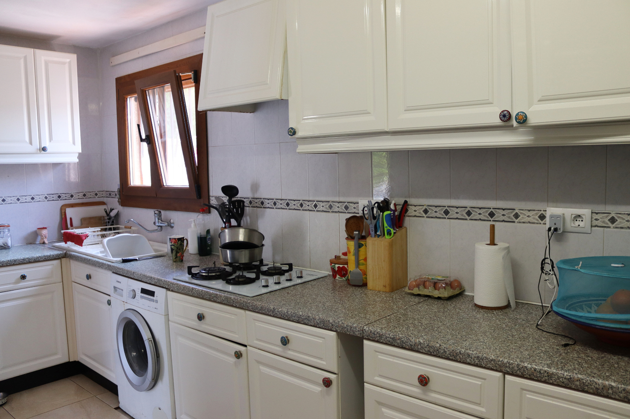 Kitchen in villa for sale in Orba