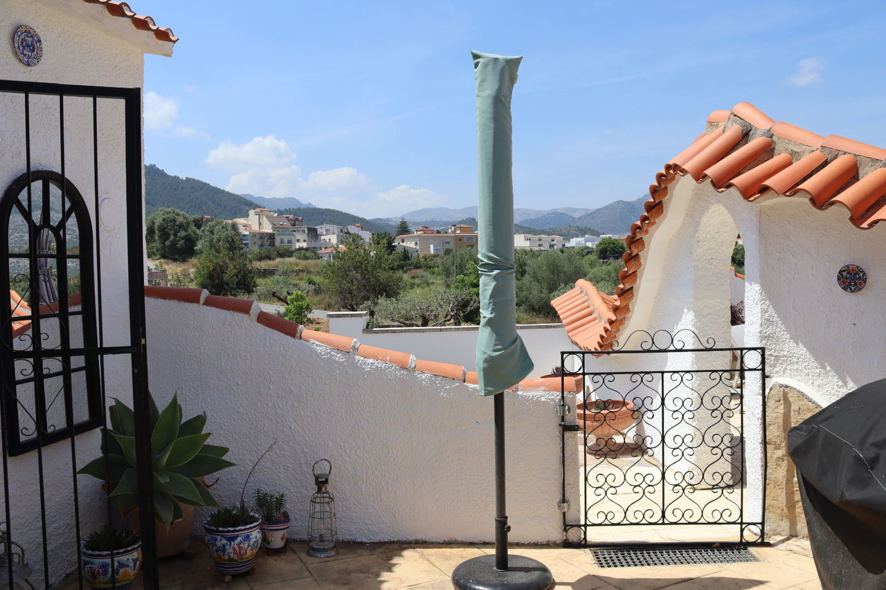 Dining area in villa for sale in Orba