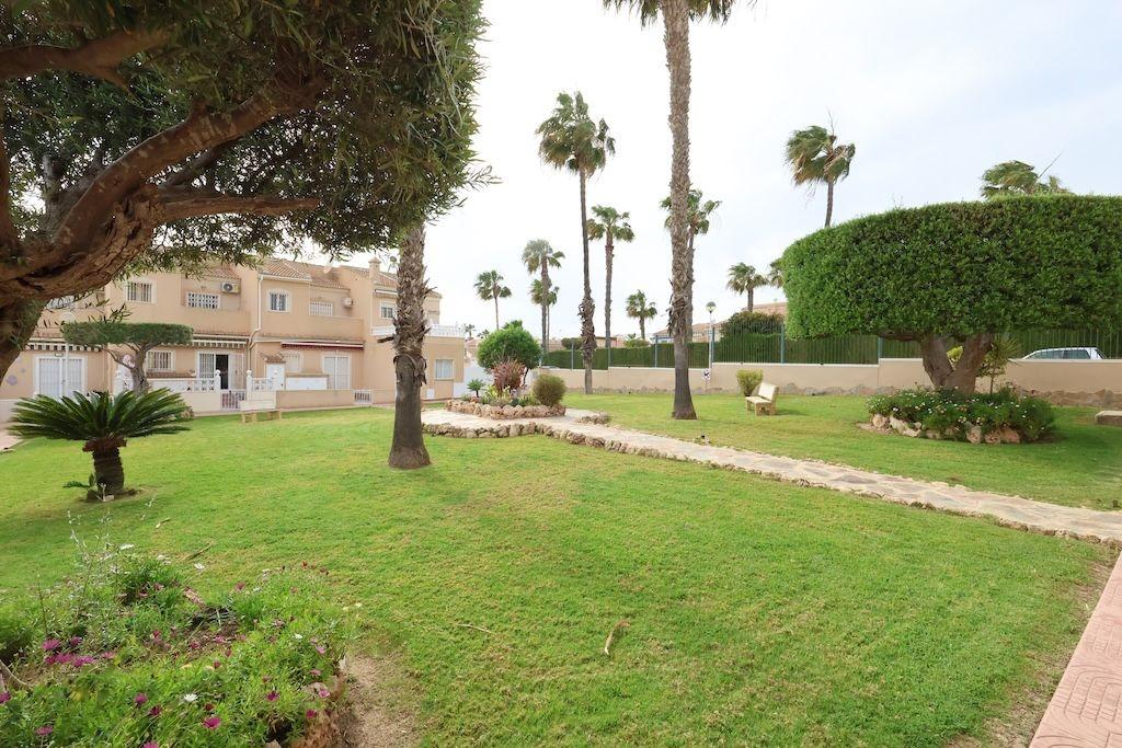 Living room in duplex for sale in Rojales