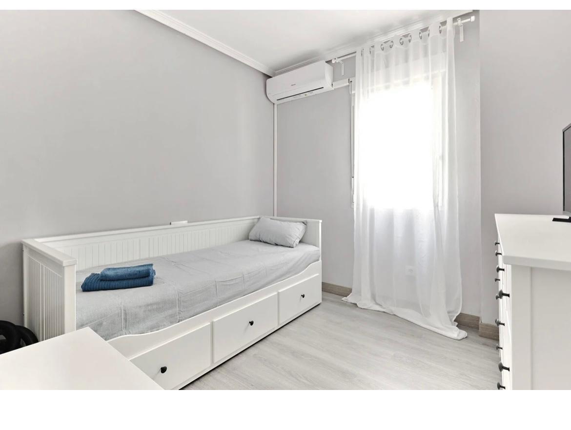 Pool area in apartment for sale in Torrevieja