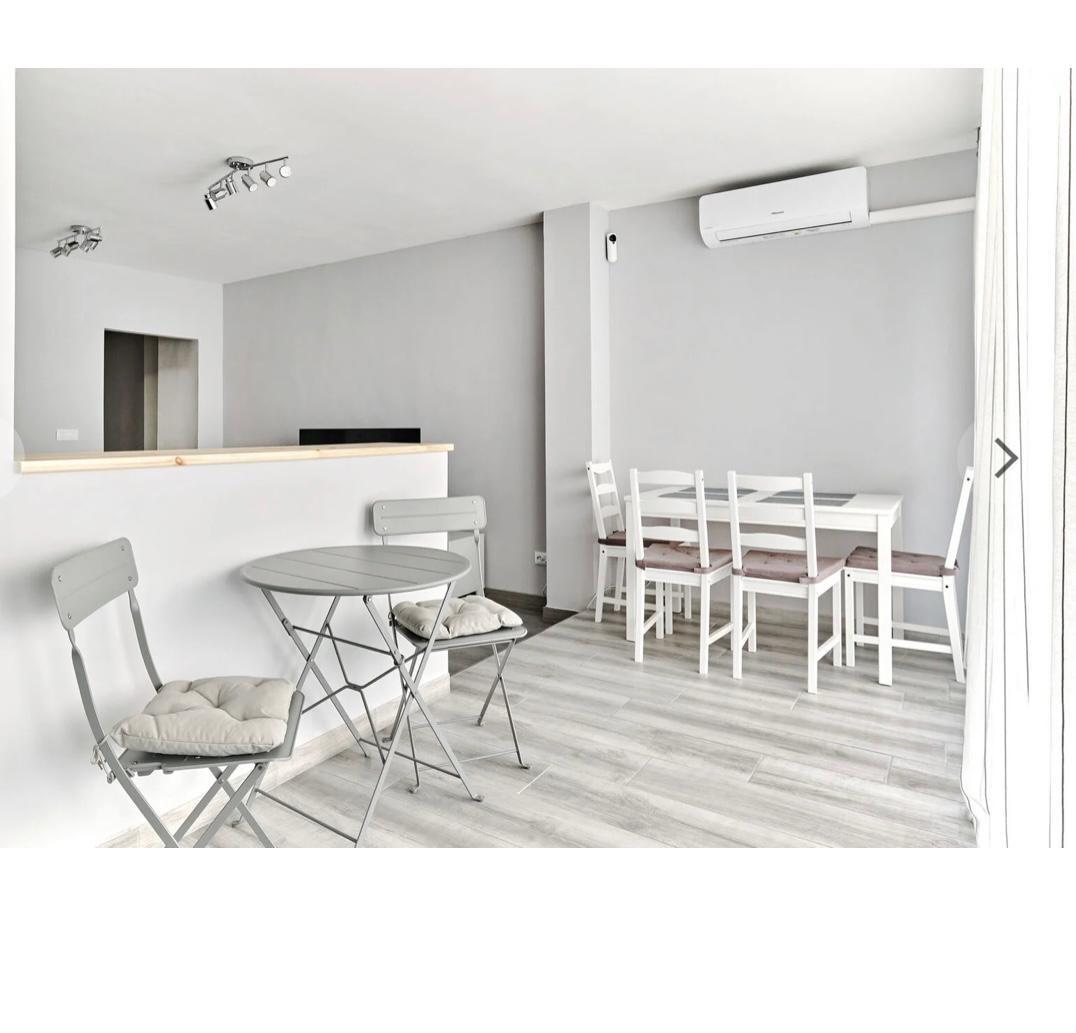 Master bedroom in apartment for sale in Torrevieja
