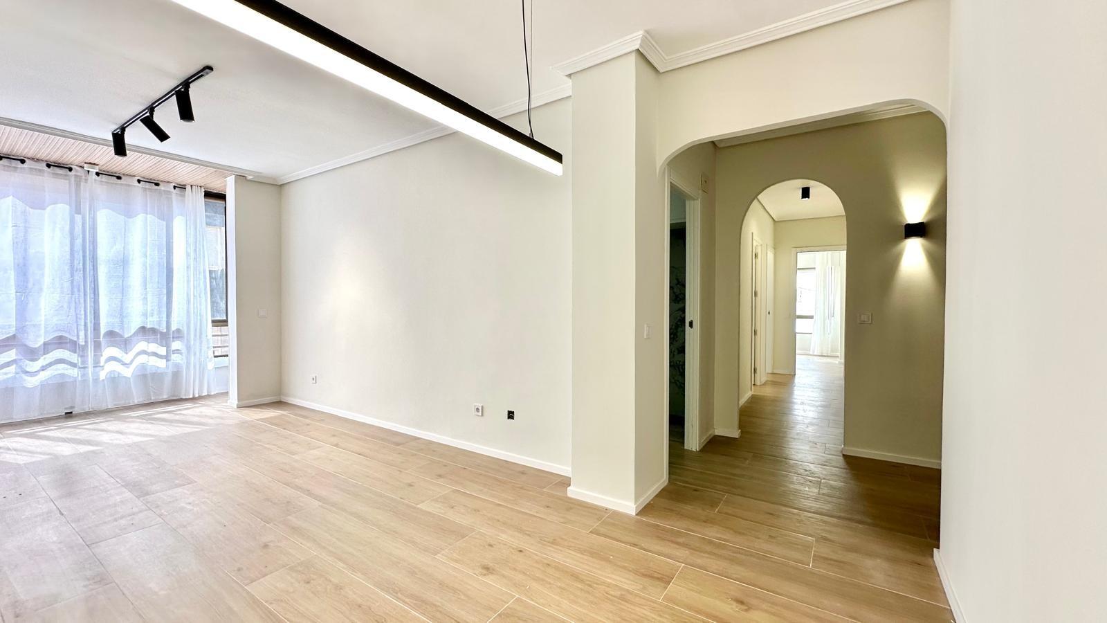 Living room in apartment for sale in Torrevieja