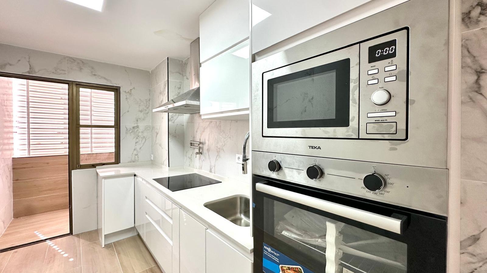 Kitchen in apartment for sale in Torrevieja