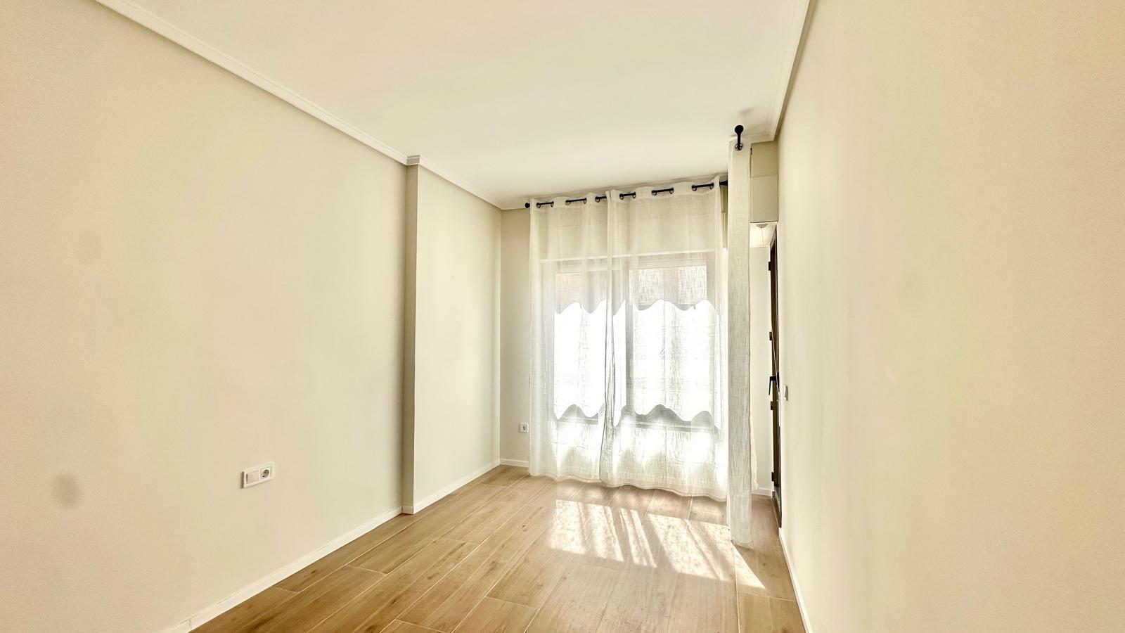 Kitchen in apartment for sale in Torrevieja