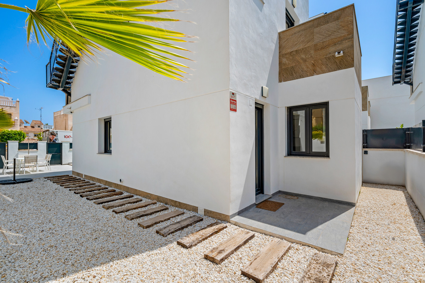 Exterior view in villa for sale in Torrevieja