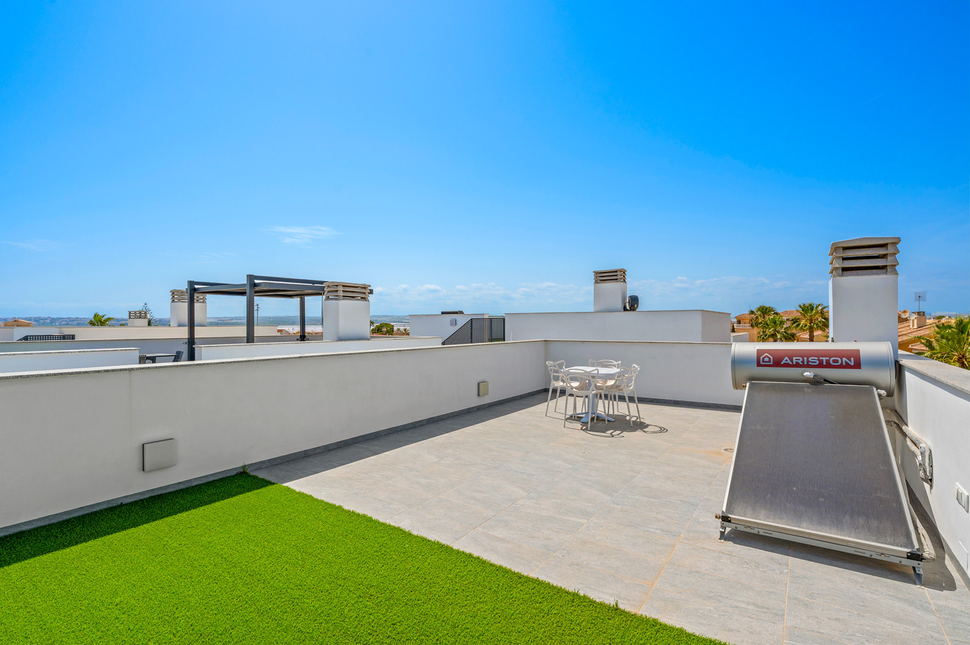 Master bedroom in villa for sale in Torrevieja