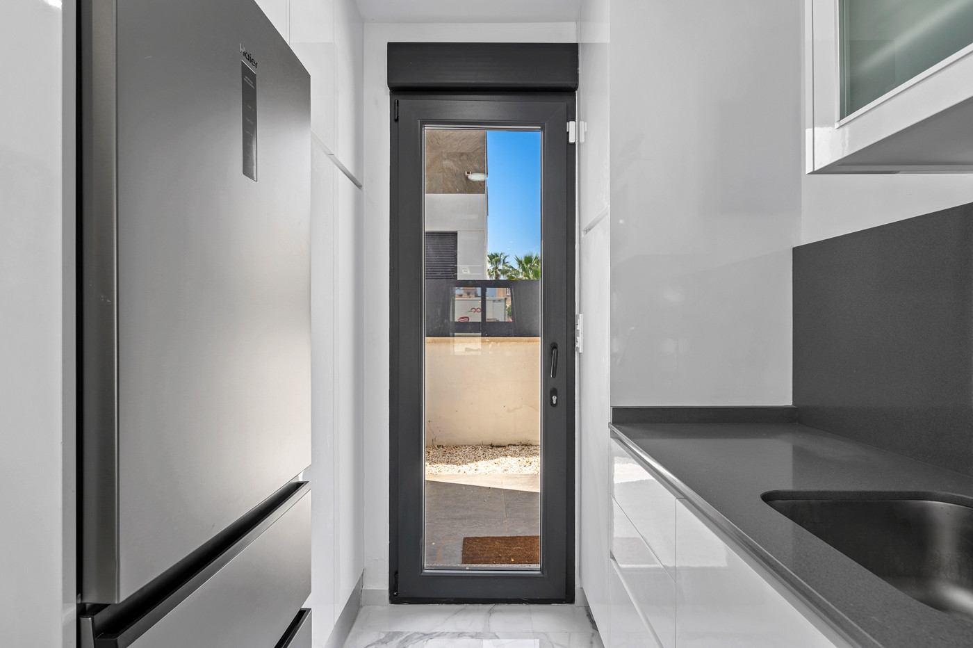 Bedroom in villa for sale in Torrevieja
