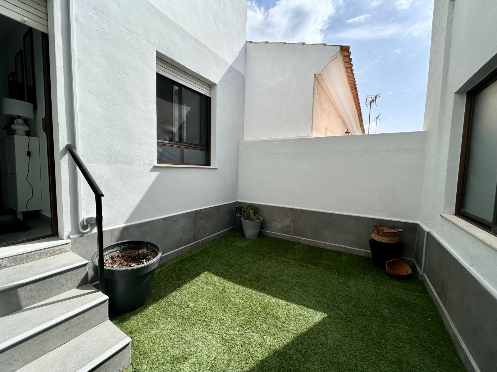 Living room in apartment for sale in Torremendo