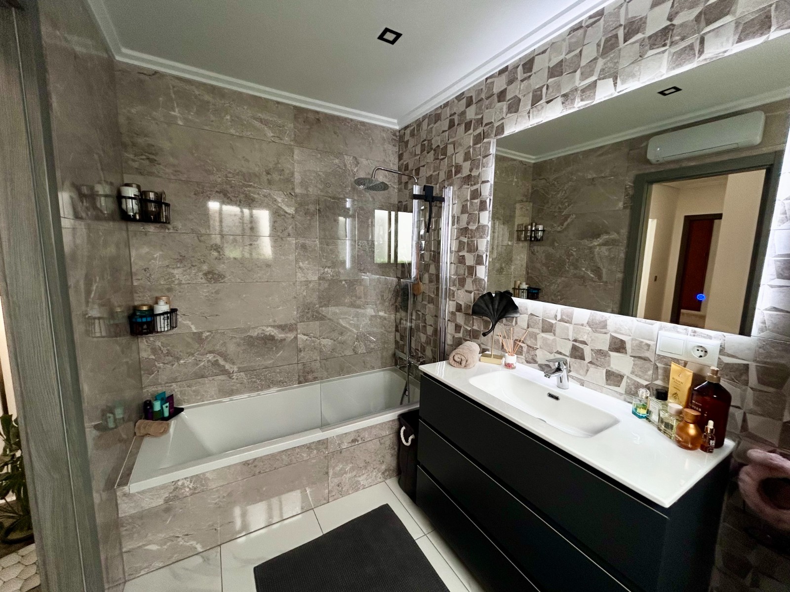 Bedroom in apartment for sale in Torremendo