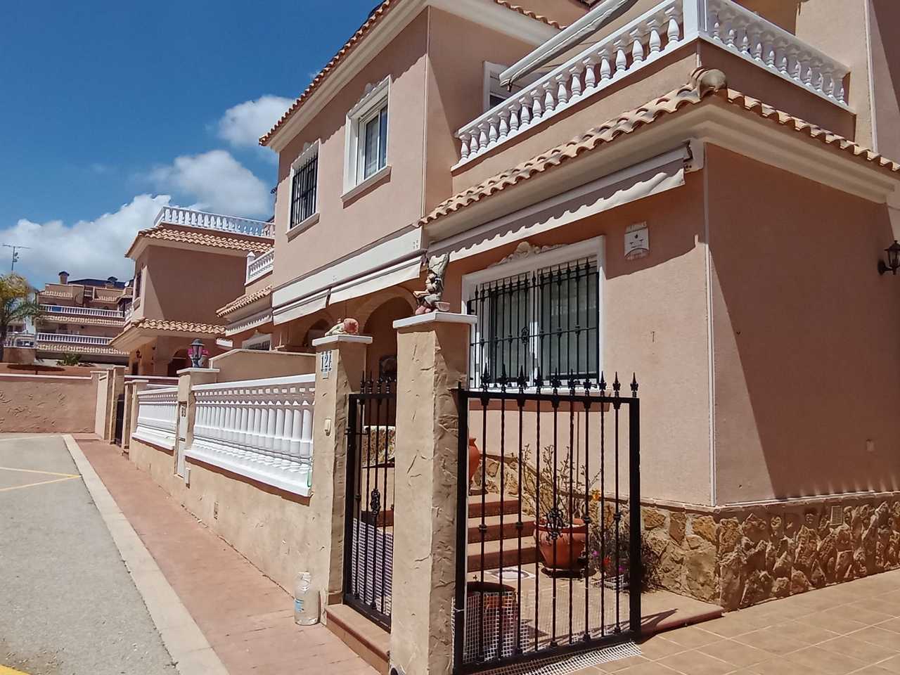 Bedroom in terraced for sale in Los Dolses
