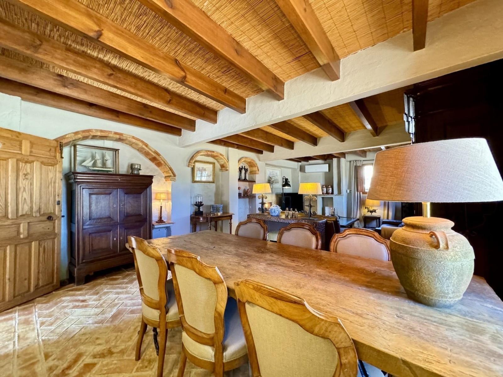 Master bedroom in villa for sale in Relleu