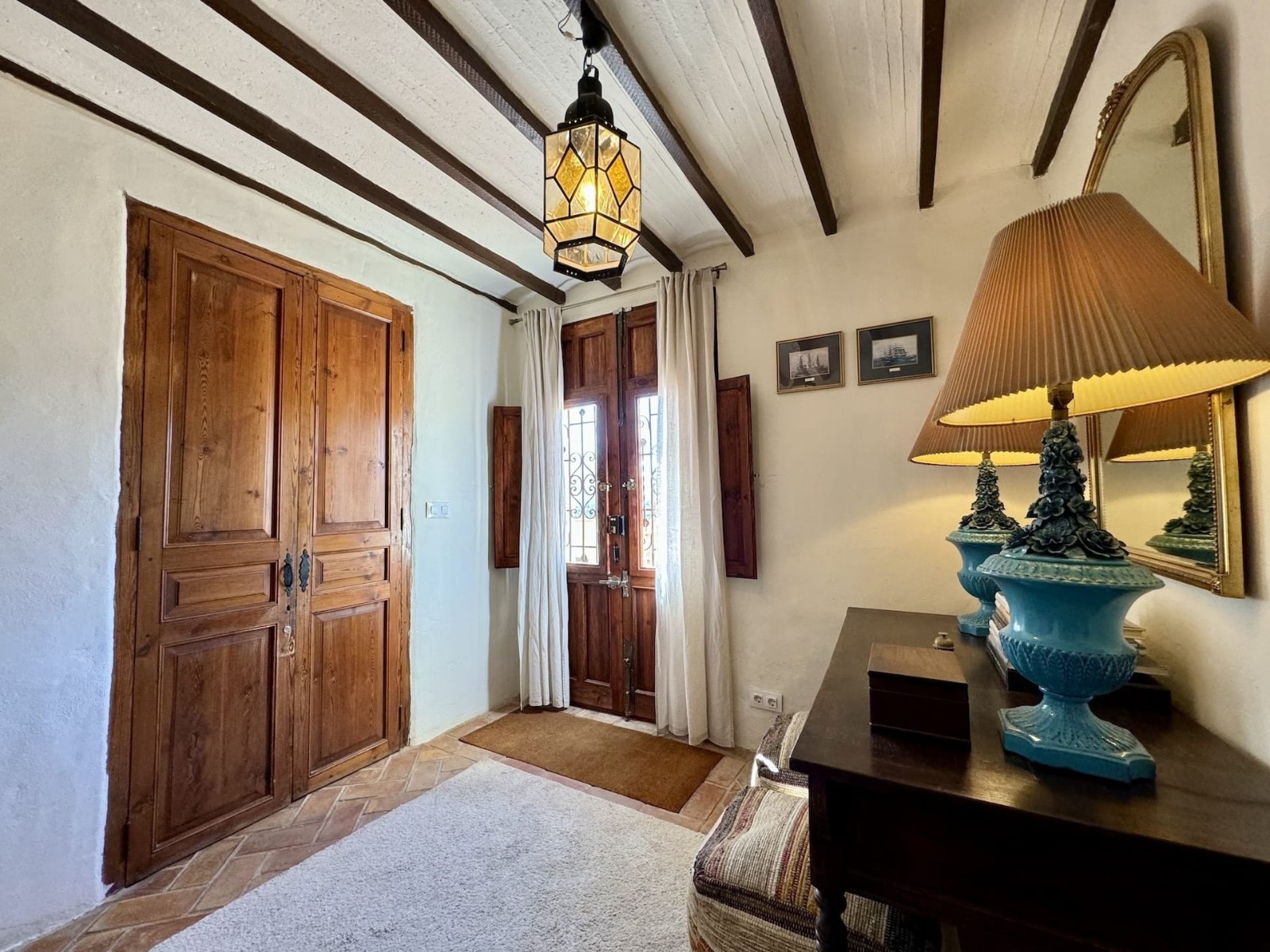Bathroom in villa for sale in Relleu