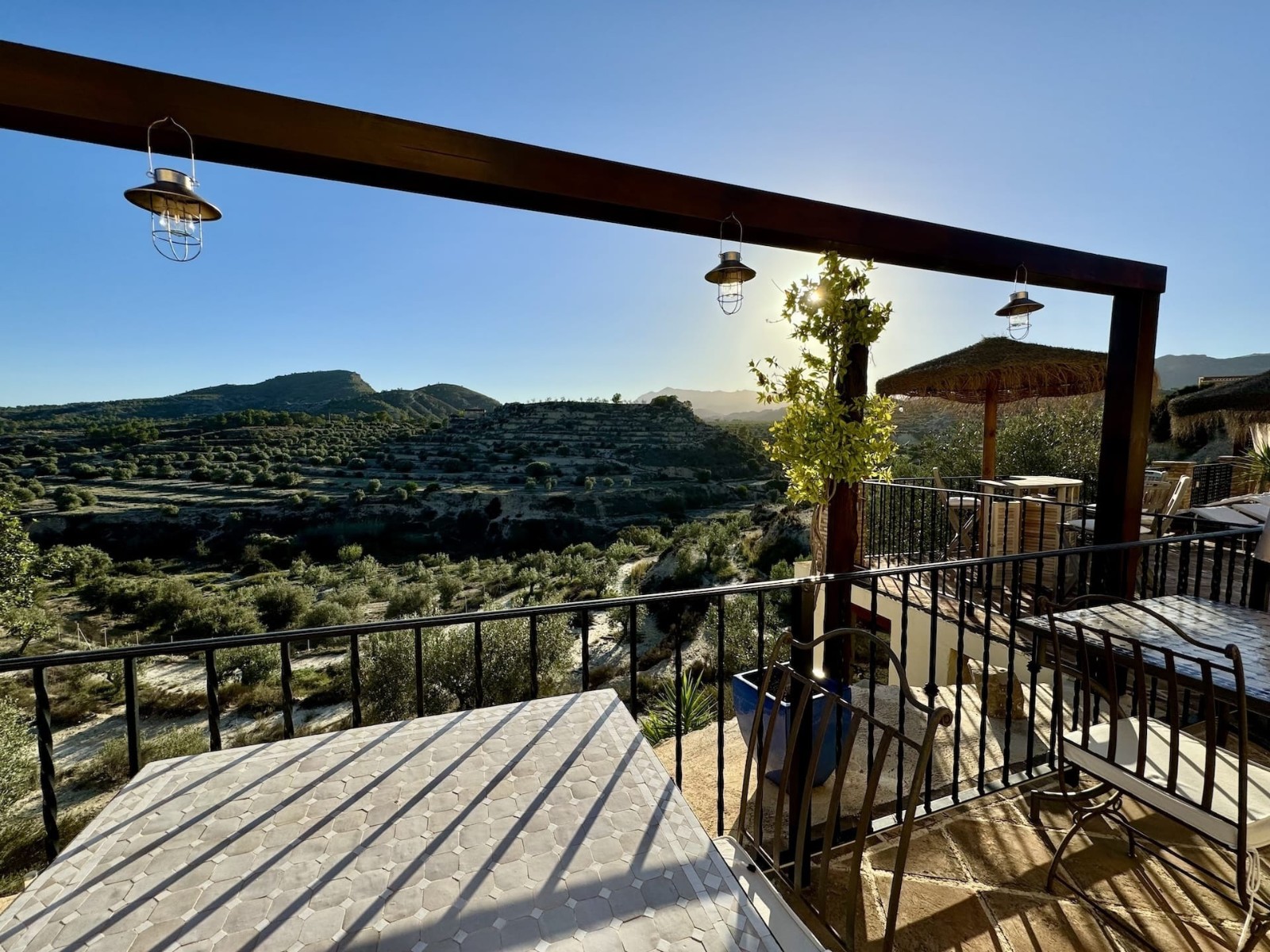 Terrace in villa for sale in Relleu