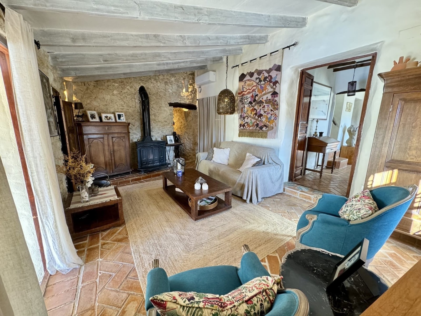 Pool area in villa for sale in Relleu