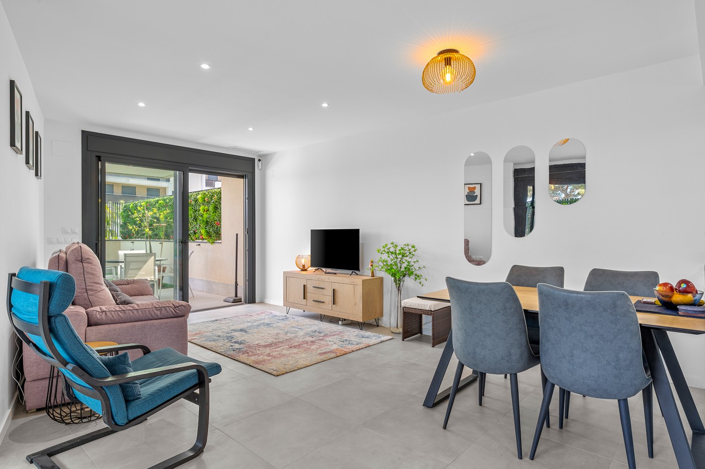 Master bedroom in apartment for sale in Dehesa de Campoamor