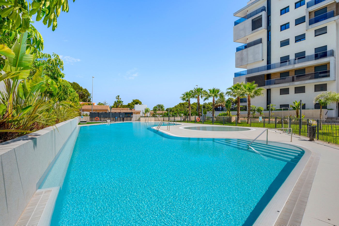 Bedroom in apartment for sale in Dehesa de Campoamor
