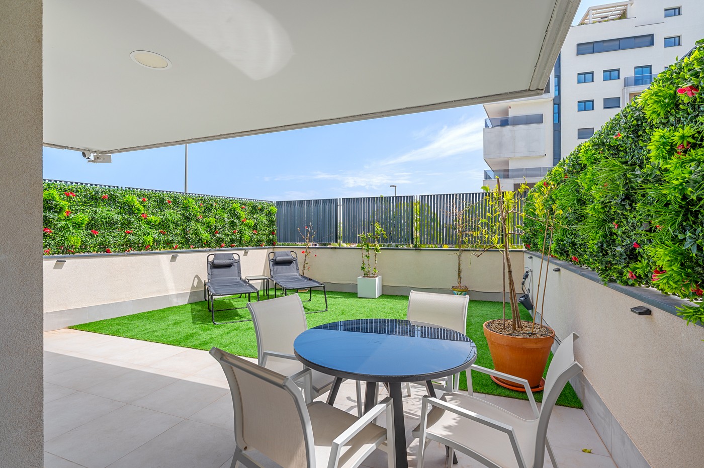 Terrace in apartment for sale in Dehesa de Campoamor